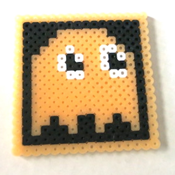 Perler Set of 4 Glow In the Dark Pac Man Coasters - Picture 3 of 6
